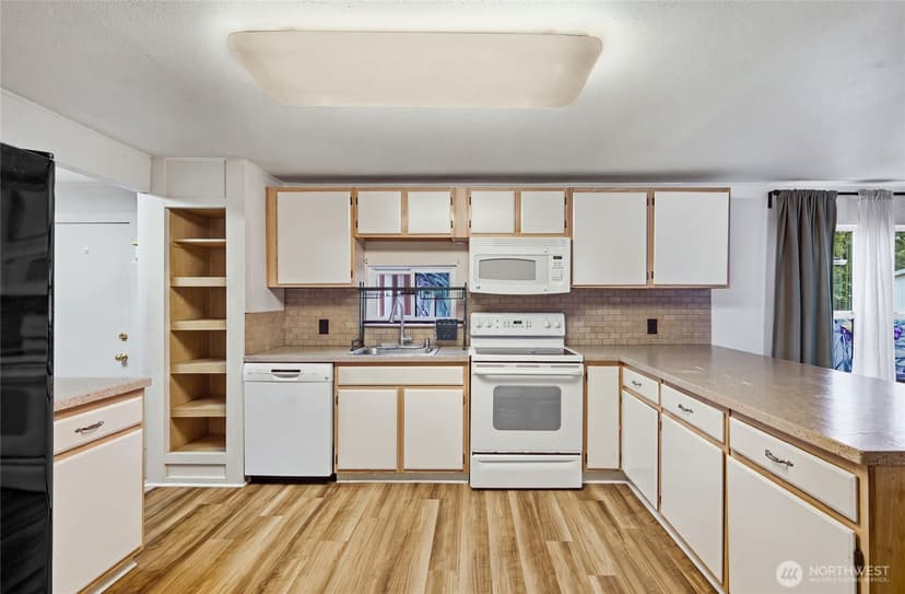 Property photo for 1110 101st Street Ct E #5, Tacoma photo 9