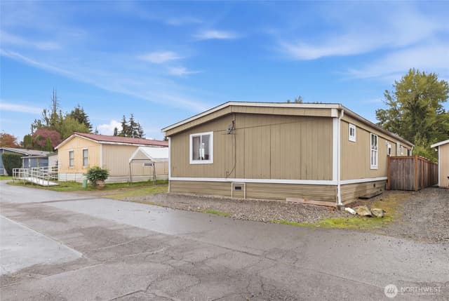 Property photo for 1110 101st Street Ct E #5, Tacoma photo 2