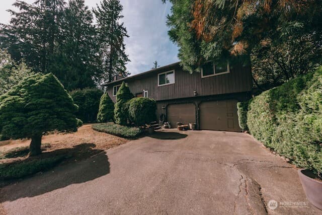Property photo for 19311 59th Place NE, Kenmore