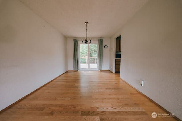 Property photo for 19311 59th Place NE, Kenmore photo 5