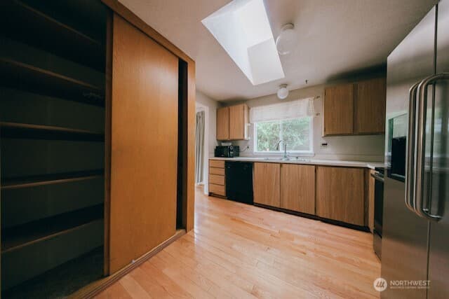 Property photo for 19311 59th Place NE, Kenmore photo 6