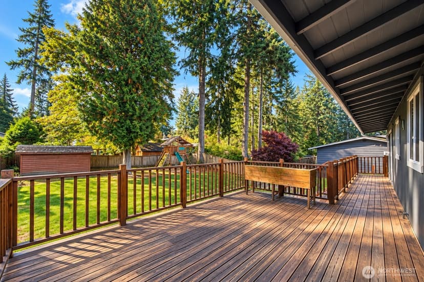 Property photo for 12119 NE 65th St, Kirkland photo 15