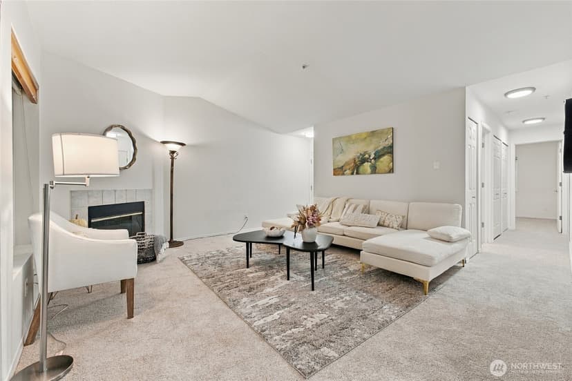 Property photo for 18930 Bothell-Everett Highway #B303, Bothell photo 6