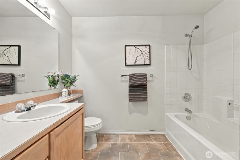 Property photo for 18930 Bothell-Everett Highway #B303, Bothell photo 15