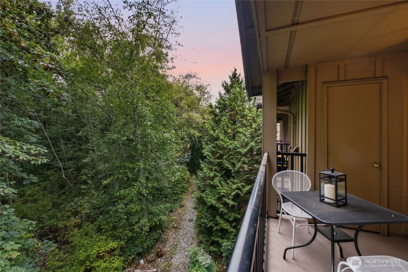 Property photo for 18930 Bothell-Everett Highway #B303, Bothell photo 23
