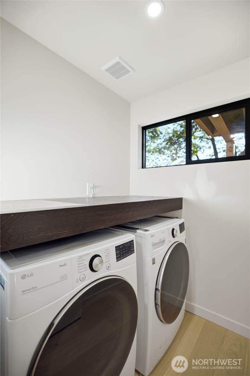Property photo for 10703 126th Avenue NE, Kirkland photo 30