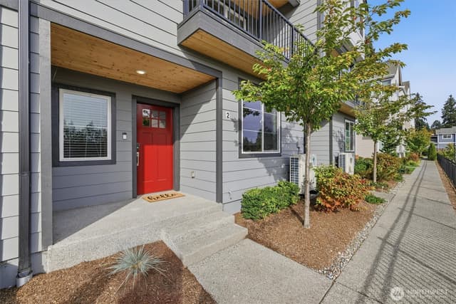 Property photo for 18834 67th Drive NE #2, Kenmore photo 3