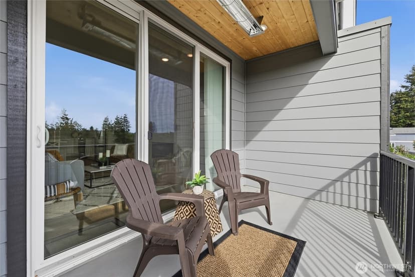 Property photo for 18834 67th Drive NE #2, Kenmore photo 11