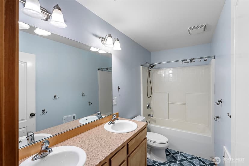 Property photo for 1673 Bayview Drive W, Bremerton photo 28
