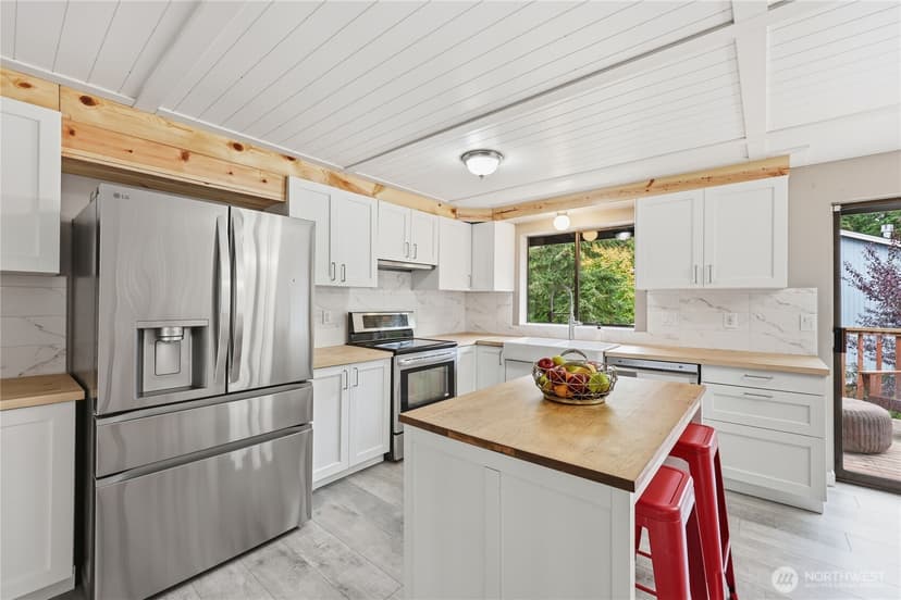 Property photo for 1414 NE Rygg Court, Poulsbo photo 8