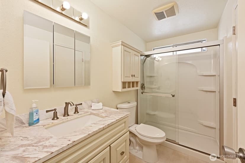 Property photo for 2138 SW 305th Street, Federal Way photo 13