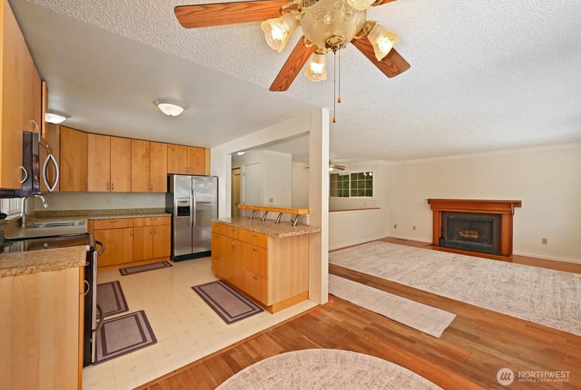 Property photo for 2138 SW 305th Street, Federal Way photo 7