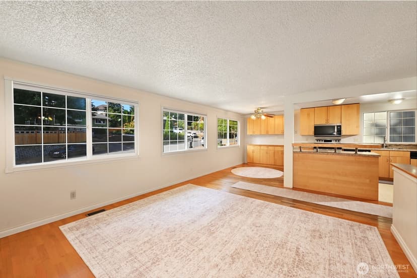 Property photo for 2138 SW 305th Street, Federal Way photo 6