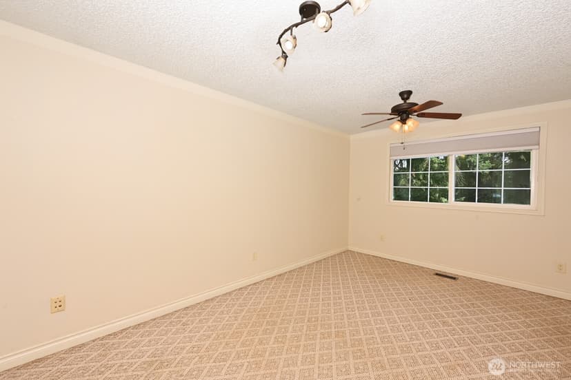 Property photo for 2138 SW 305th Street, Federal Way photo 11