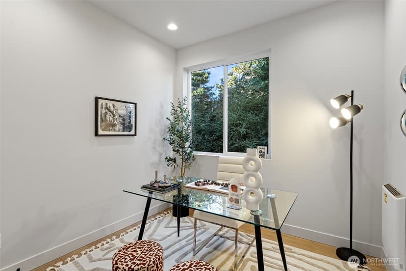 Property photo for 2721 Belvidere Avenue SW, Seattle photo 7
