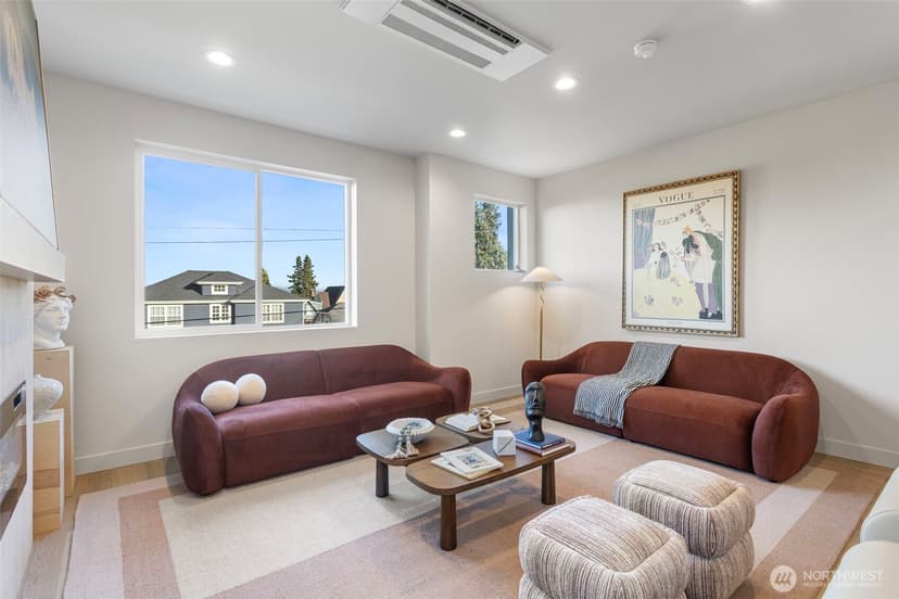 Property photo for 2721 Belvidere Avenue SW, Seattle photo 18