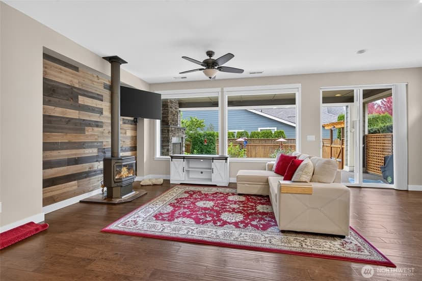 Property photo for 19207 146th Street E, Bonney Lake photo 9