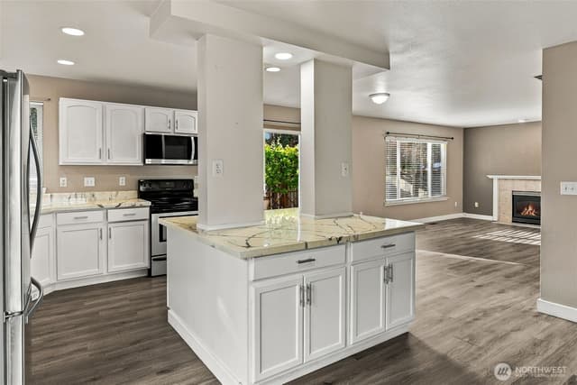 Property photo for 18714 82nd Avenue Ct E, Puyallup photo 4