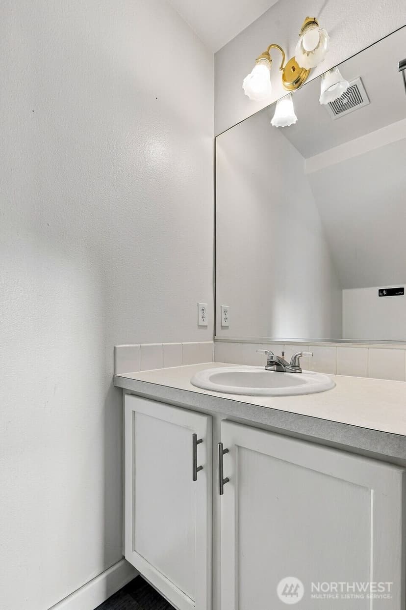 Property photo for 18714 82nd Avenue Ct E, Puyallup photo 9