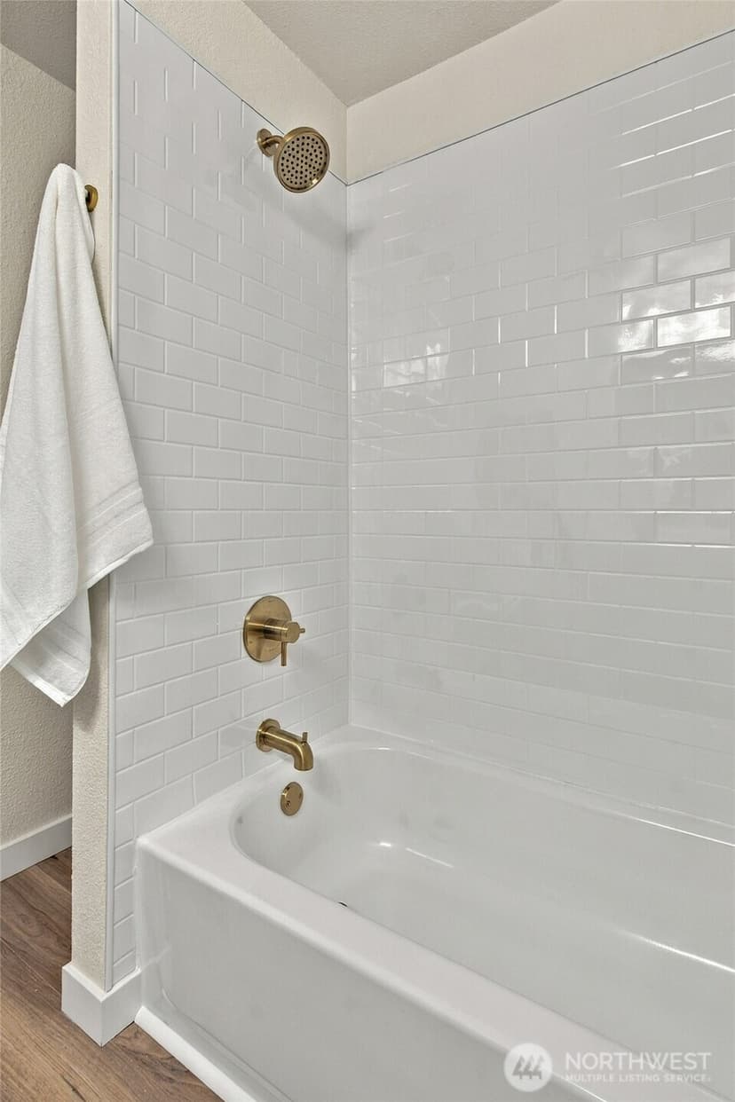 Property photo for 14103 1st Avenue W, Everett photo 19