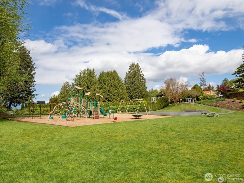 Property photo for 10523 13th Avenue NW, Seattle photo 38