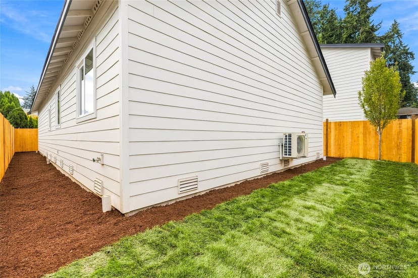 Property photo for 5513 Fleming Street #C, Everett photo 16