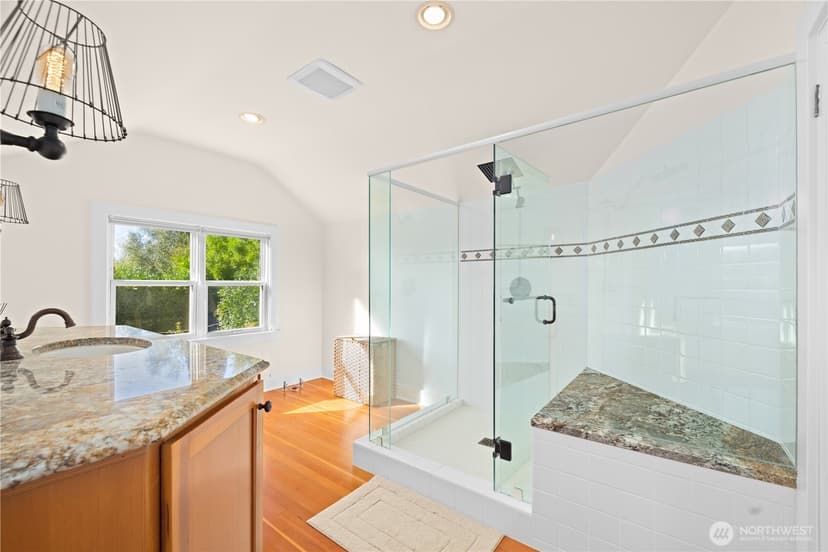 Property photo for 1537 Thorndyke Avenue W, Seattle photo 20