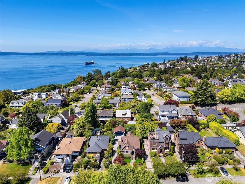 Property photo for 1537 Thorndyke Avenue W, Seattle photo 39