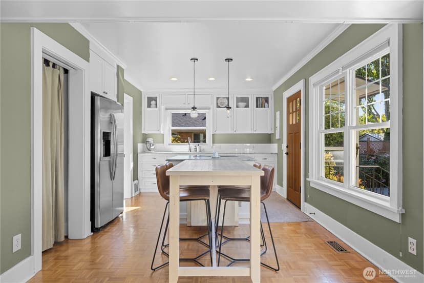 Property photo for 1537 Thorndyke Avenue W, Seattle photo 10