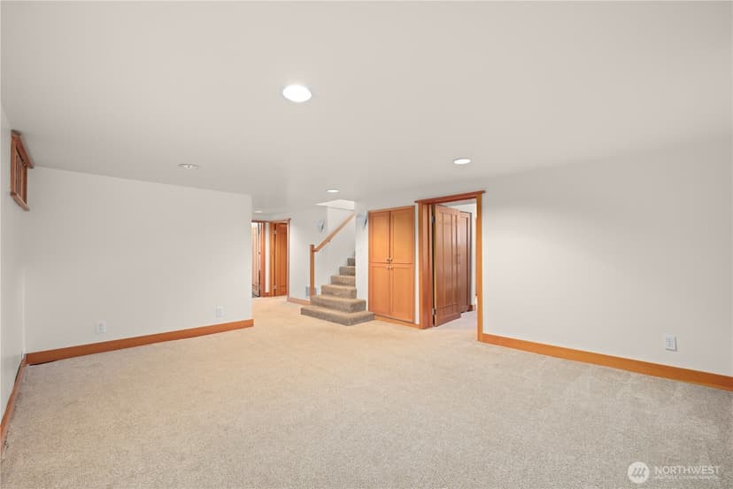 Property photo for 1537 Thorndyke Avenue W, Seattle photo 25