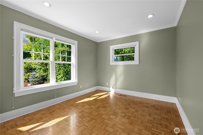 Property photo for 1537 Thorndyke Avenue W, Seattle photo 15