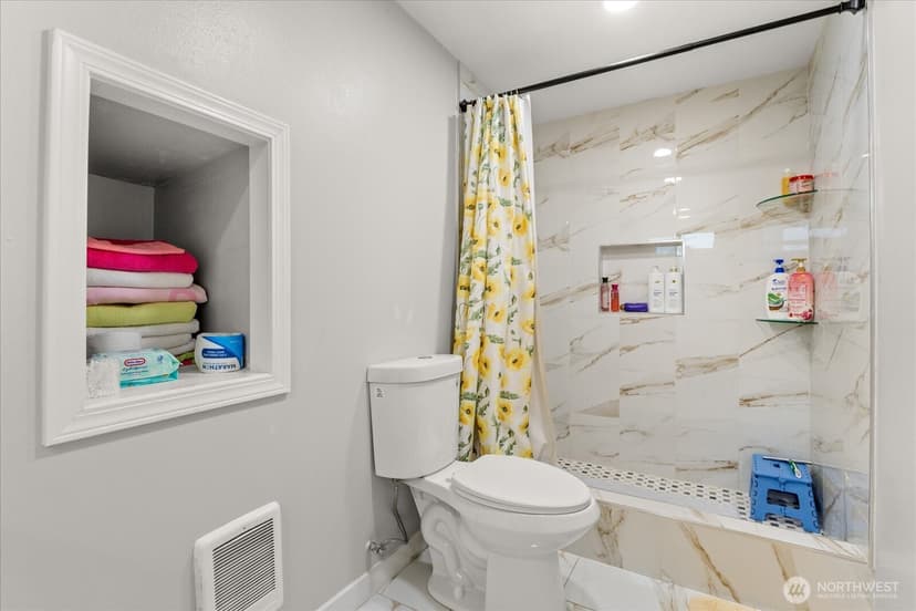 Property photo for 12605 E Gibson Road #17, Everett photo 14