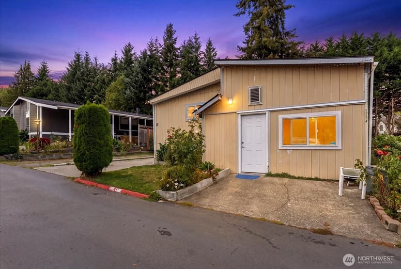 Property photo for 12605 E Gibson Road #17, Everett