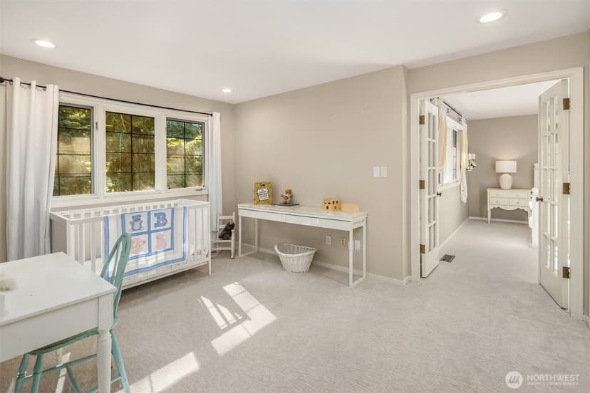Property photo for 11726 NE 41st Street, Kirkland photo 27