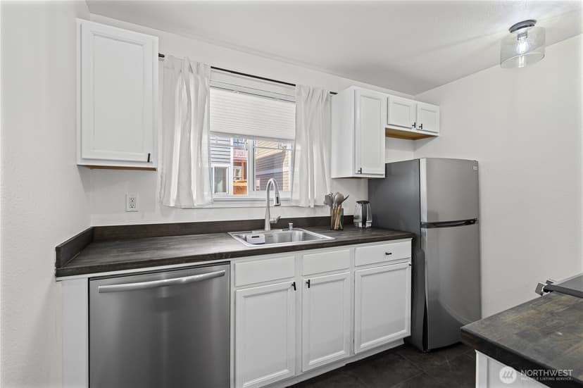 Property photo for 1132 N 198th Street #C302, Shoreline photo 9