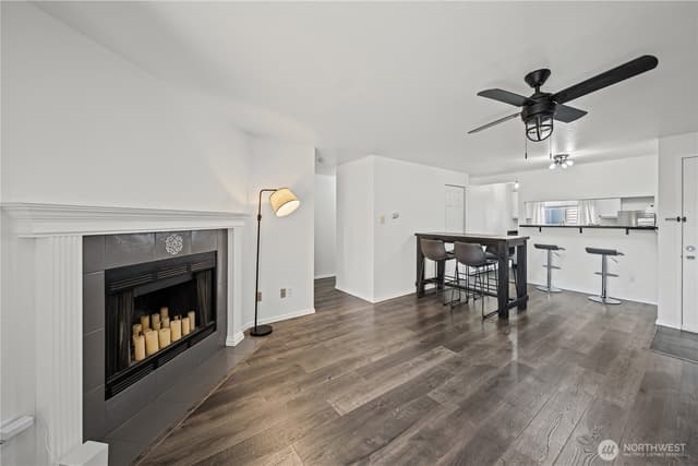 Property photo for 1132 N 198th Street #C302, Shoreline photo 5