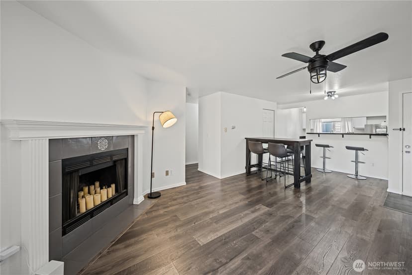 Property photo for 1132 N 198th Street #C302, Shoreline photo 5