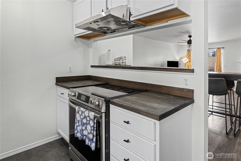 Property photo for 1132 N 198th Street #C302, Shoreline photo 11