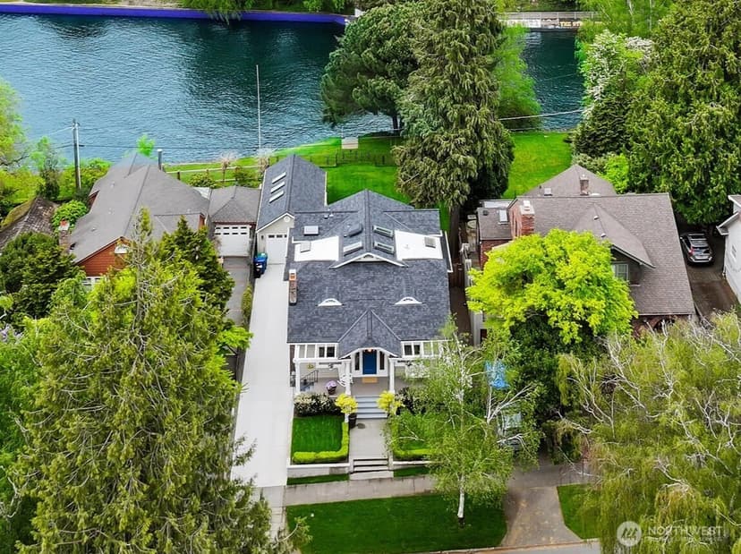 Property photo for 1852 E Shelby Street, Seattle
