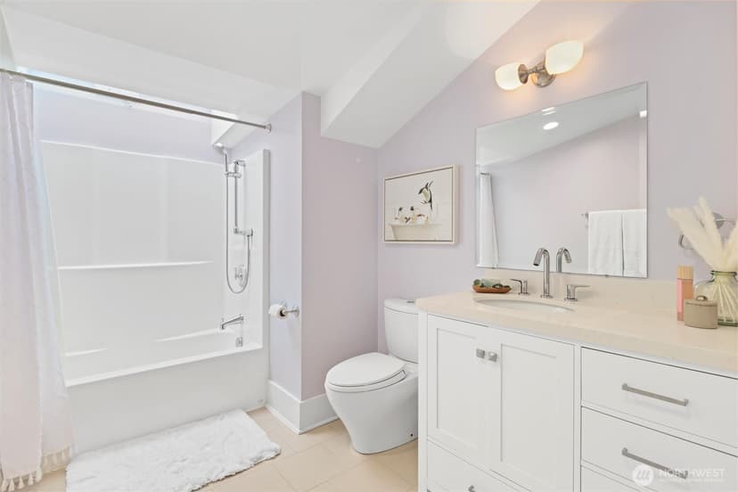 Property photo for 1852 E Shelby Street, Seattle photo 20