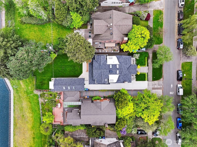 Property photo for 1852 E Shelby Street, Seattle photo 36