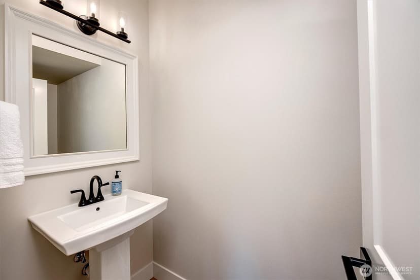 Property photo for 12143 NE 170th Place, Bothell photo 18
