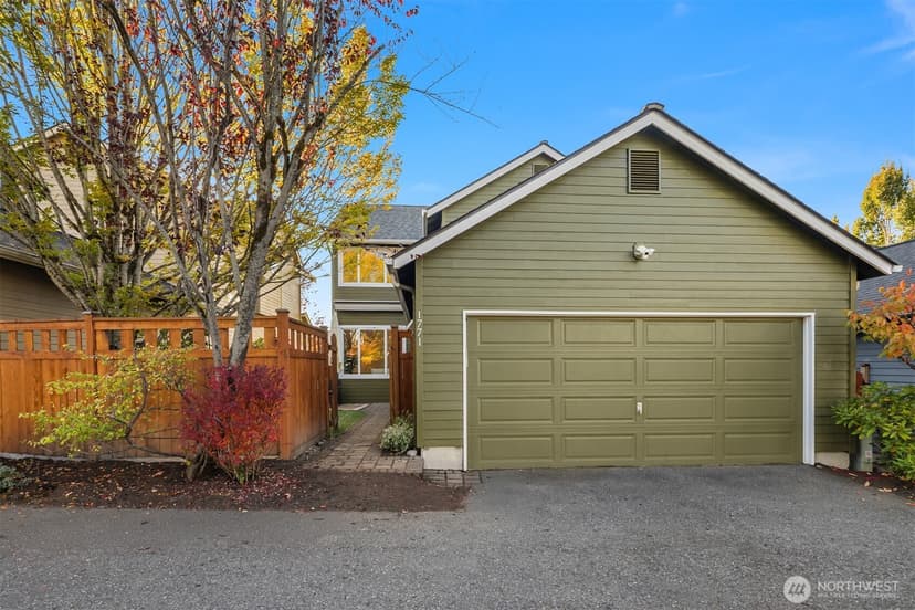 Property photo for 1771 14th Lane NE, Issaquah photo 33