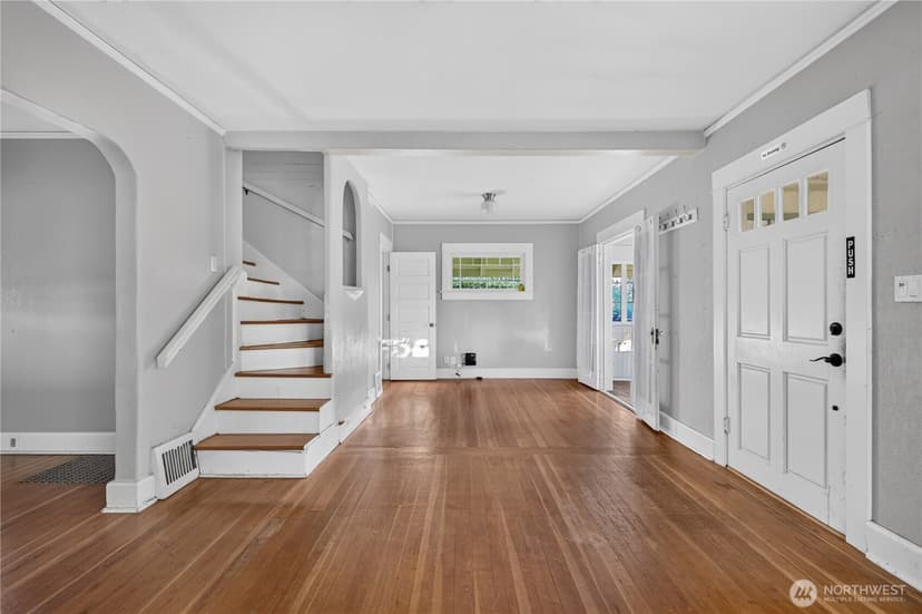 Property photo for 4234 S Graham Street, Seattle photo 12