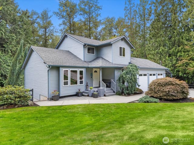 Property photo for 19104 Waverly Drive, Snohomish photo 2