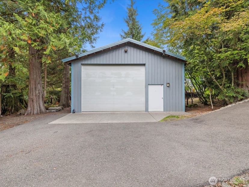 Property photo for 19104 Waverly Drive, Snohomish photo 4