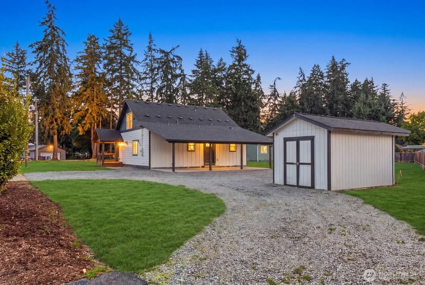 Property photo for 15348 6th Avenue E, Tacoma photo 5