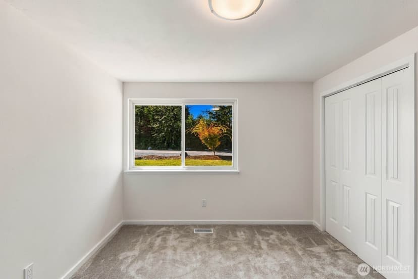Property photo for 13509 96th Avenue E, Puyallup photo 17