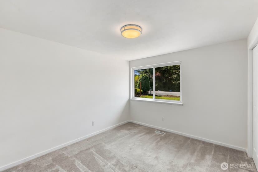 Property photo for 13509 96th Avenue E, Puyallup photo 16