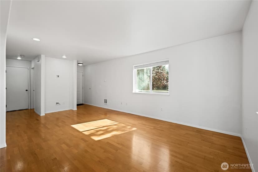 Property photo for 1615 112th Street SW #18, Everett photo 7